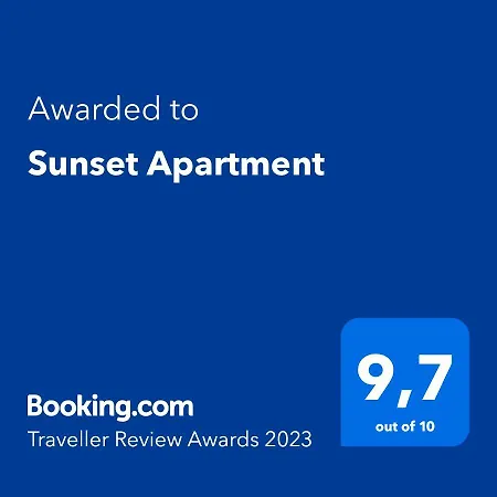 Sunset Apartment *